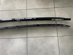 2025 HAVAL JOLION ROOF RAILS FOR SALE. IN PRISTINE CONDITION