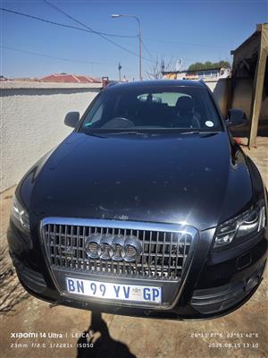 2011 AUDI Q5 2.0 TFSI QUATTRO  Automatic | Quattro | 2.0 Turbo  