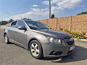 2011 CHEV CRUZE MANUAL 1.6 . BARGAIN!!
