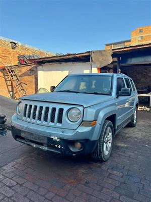 2014 JEEP PATRIOT 2.4 MANUAL STRIPPING 