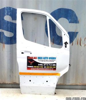 Mercedes Benz W907 Sprinter right side front door