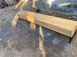 Oak Tv unit