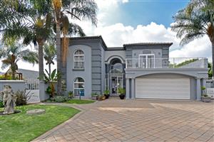 4 Bedroom Cluster for Sale at Sovereign Parks Estate