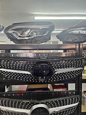 Mercedes Benz W205 Diamond Grille