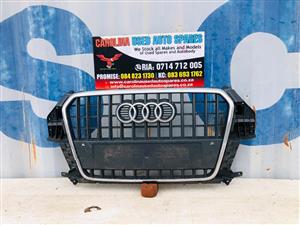 Audi Q3 radiator grill with chrome trimming with pdc hole (2013-2018)