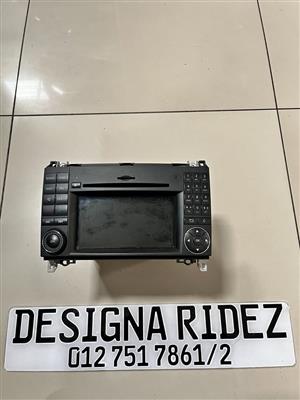 MERCEDES-BENZ W245 B-CLASS RADIO AND NAVIGATION SYSTEM AVAILABLE.