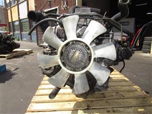 Second hand Mitsubishi 4M41 3.2L DOHC turbo diesel engine.