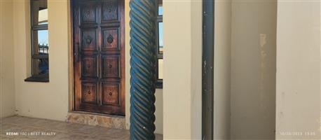 House For Sale in Manyatseng