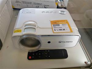 Vankyo Leisure 430 mini projector+ Remote at Cash Converters Blairgowrie Plaza 6 Months Warranty