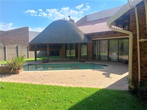 Discover Your Dream Home in Falcon Ridge, Vereeniging!