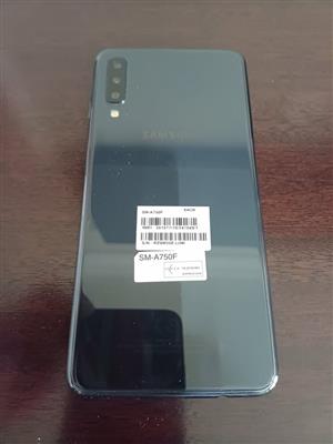 Samsung Galaxy A7 Phone
