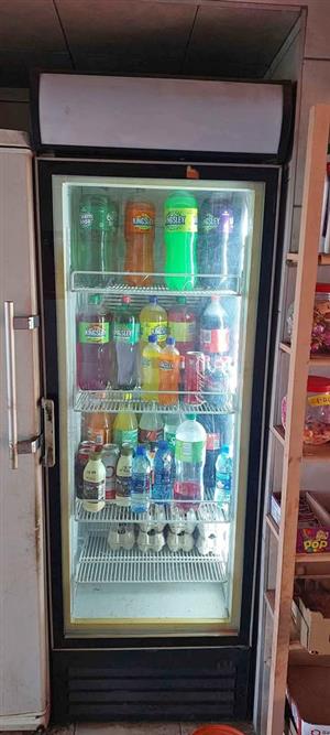 Display fridge