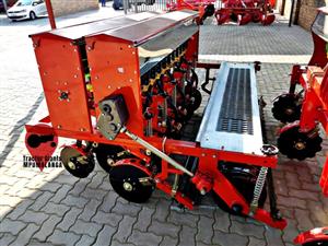 Planter ferilizer spreader plough ploeg disc harrow