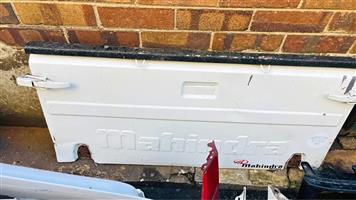 Mahindra Bolero Pik up tailgate