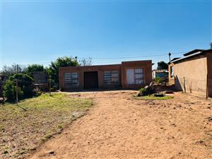 Located In itsoseng phase six 