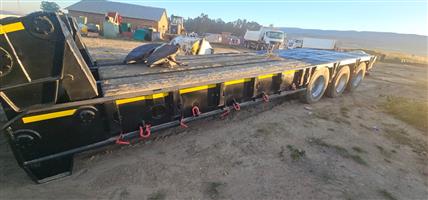 1978 Henred tridem Folding Neck Lowbed 