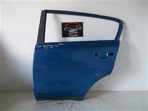 Kia Sportage 13-18 left rear door