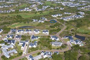 An incredible vacant piece ready to sell on the St Francis Links