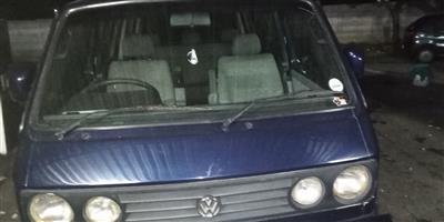 Microbus 2.6 exclusive 1999 model for sale. Road worthy yes. Spare keys yes 
