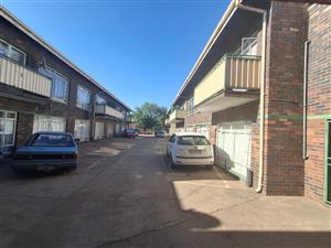 2  Bedroom Apartment in Vereeniging Central.