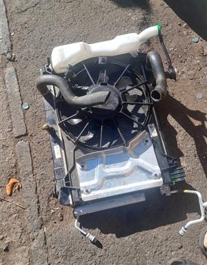 Suzuki Ertiga complete radiator set 