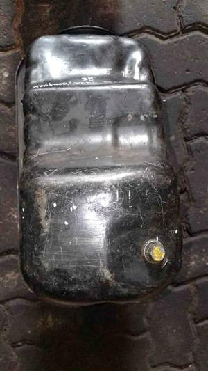 Toyota Tazz 2e oil sump