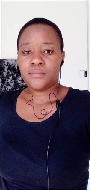 Good and very hardworking Zim domestic worker, nanny, cook needs stay in or out