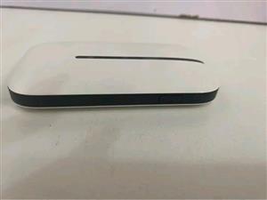 Huawei WiFi Router Fast Reliable Like New