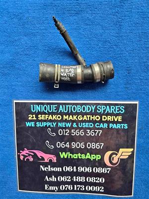 Land Rover Discovery 4 Radiator Water Hose Pipe