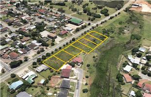 Seven plots in Graaff Reinet Road up for sale