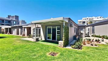 3 Bed, 2 Bath Ground Floor Apartment in Portobello Complex in Diaz Beach, Mossel Bay