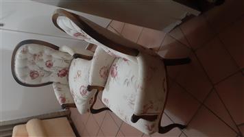 Queen Anne Vintage Chairs