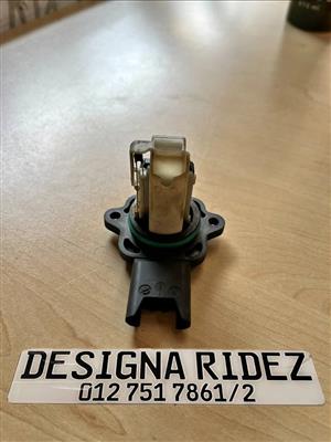 BMW E90 320i N52 AIR INTAKE MANIFOLD SENSOR (MASS AIRFLOW SENSOR) AVAILABLE.