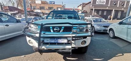2018 Nissan NP300 Hardbody 2.5Diesel Double Cab Manual