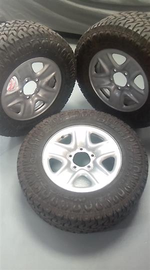 Rims & Tyres 3 available 