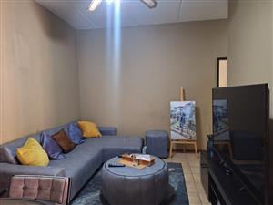 2 bedroom apartment at a very popular complex!!!