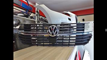 2022 VW TRANSPORTER KOMBI CARAVELLE T6 FACELIFT (T6.1) MAIN GRILL FOR SALE IN EXCELLENT CONDITION  
