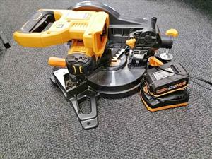 iNGCO Mitre Saw Cordless 20𝑉 210𝑚𝑚,w/ Charger & 20V battery