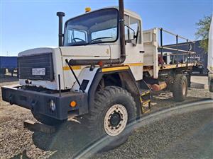 4x4 Samil50 with dropside body truck (Vat incl), Needs a starter, Engine running. (Krugersdorp)