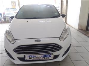 2016 FORD FIESTA 1.4 AMBIENT WHITE Color petrol 124.000KM
