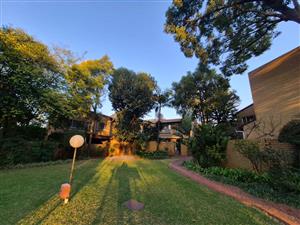 Townhouse For Sale in Faerie Glen