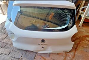 Renault kwid tailgate
