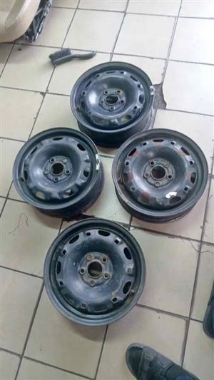 Polo 6 OE Steel Rims