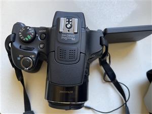 PowerShot SX60 HS with stand