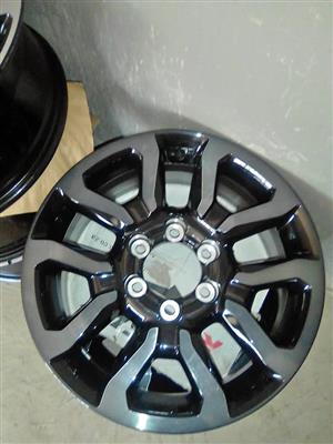 18" Toyota Legend 50 RS original mag to use for spare 