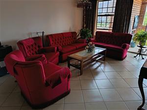 Retro Style Lounge Suite