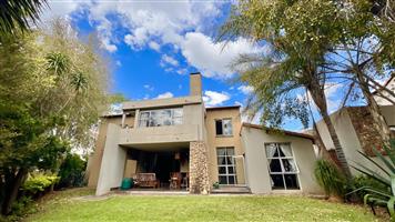 Townhouse For Sale in Midstream Estate