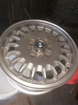 BMW e30 