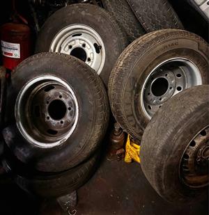 KIA 2700 RIM & TYRE AVAILABLE FOR SALE 
