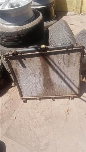 YD25 Navara manual radiator